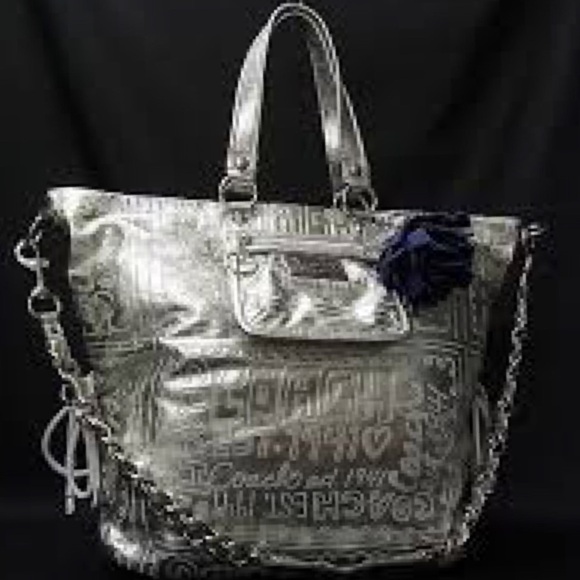 Coach Poppy Silver Spotlight Limited Edition Story Patch Leather Bag RARE 15899 - Picture 1 of 16
